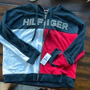 Women’s 2X. Tommy Hilfiger zip up lightweight cotton jacket with tag attached.